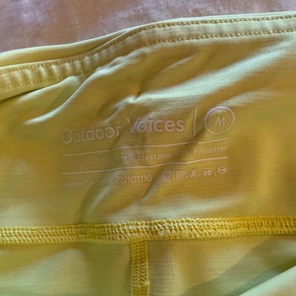 Leggings (2) from Outdoor Voices (size M) and (2) from Luluemon (size 6). - Picture 5 of 9